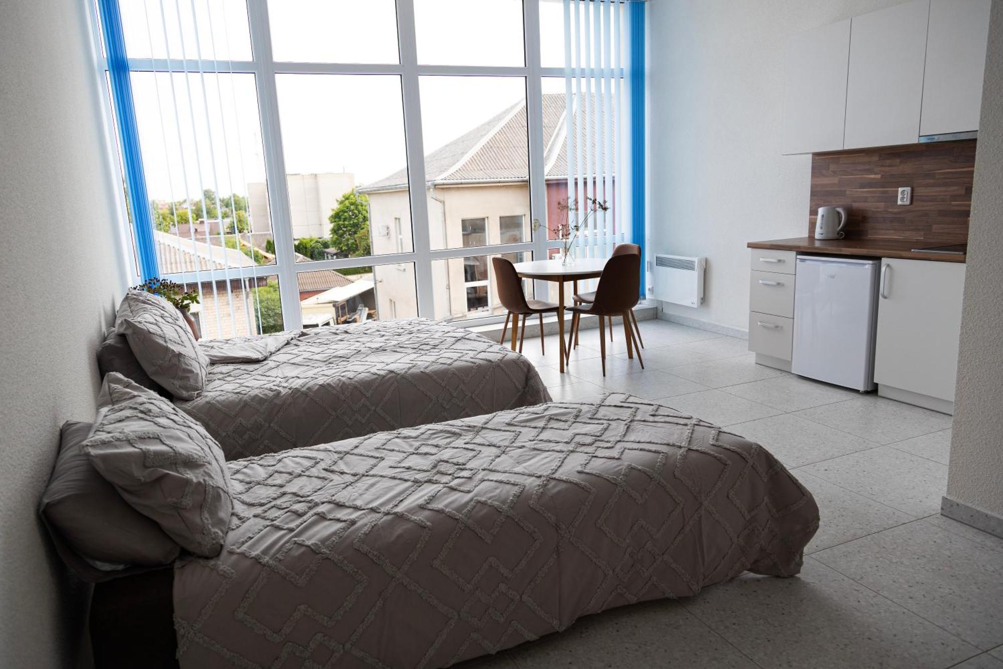 Skuodas Rooms Park מראה חיצוני תמונה